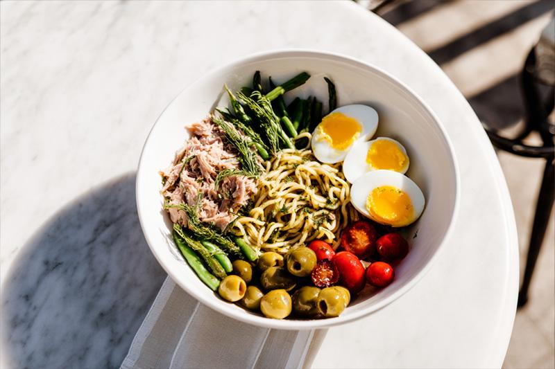 Tuna Niçoise Ramen Bowl